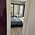 Plein Centre Climatisé Et Spacieux Avec Grande Terrasse Sur Le Toit à Apartamento *