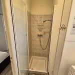 Apartamento Plein Centre Climatisé Et Spacieux Avec Grande Terrasse Sur Le Toit à Nice