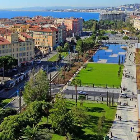 شقة Plein Centre Climatise Et Spacieux Avec Grande Terrasse Sur Le Toit A نيس
