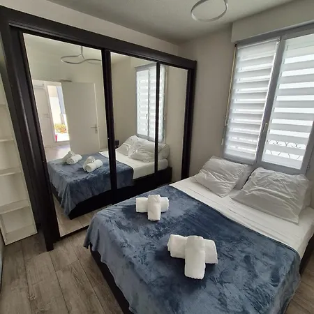 Apartamento Plein Centre Climatisé Et Spacieux Avec Grande Terrasse Sur Le Toit à Nice