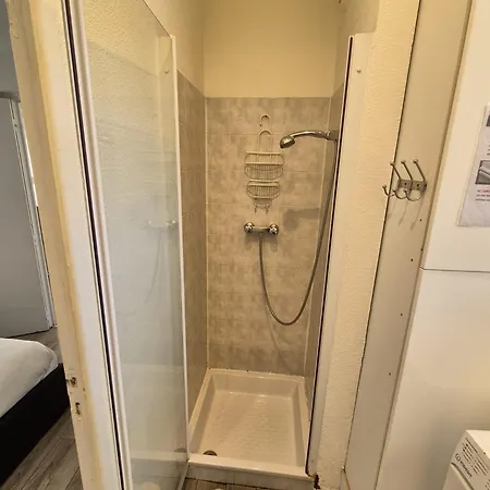 Apartamento Plein Centre Climatisé Et Spacieux Avec Grande Terrasse Sur Le Toit à Nice